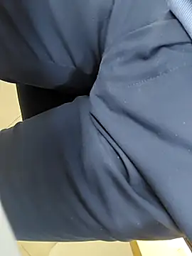 Snapshot of bananadick____ chatting on February 3, 2025, 11:20 am bananadick     online show from February 3, 2025, 11:20 am