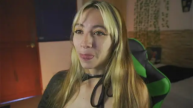 Michell Wallker online show from February 17, 2026, 1:52 pm