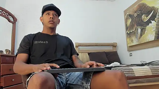 mr stiven  online show from March 1, 2026, 3:39 am