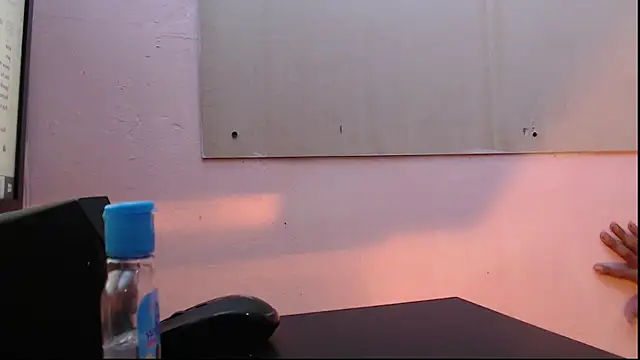 Snapshot of mr_stiven_ chatting on February 12, 2025, 3:18 am mr stiven  online show from February 12, 2025, 3:18 am