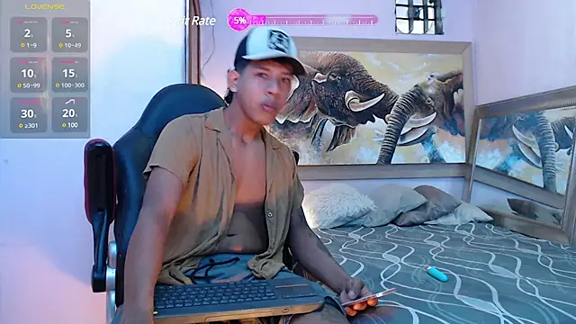 Snapshot of mr_stiven_ chatting on March 19, 2025, 6:14 am mr stiven  online show from March 19, 2025, 6:14 am