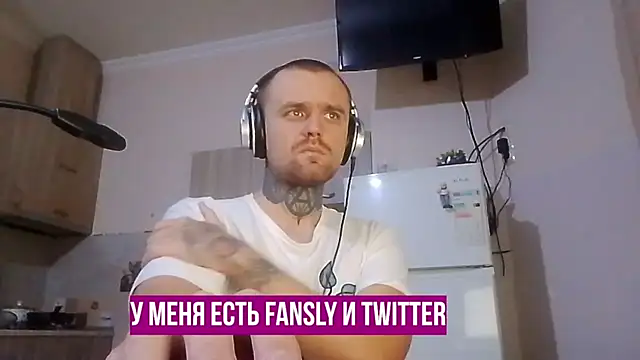 HappyZebra13 online show from January 8, 2025, 4:54 pm