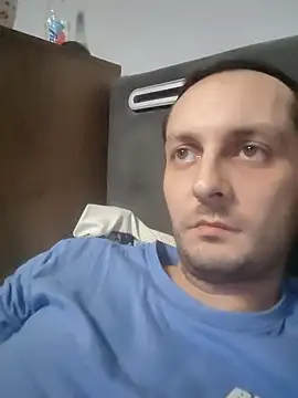 Snapshot of Kondzio chatting on December 16, 2024, 2:05 pm Kondzio online show from December 16, 2024, 2:05 pm