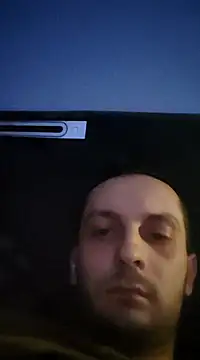 Snapshot of Kondzio chatting on December 14, 2024, 9:24 pm Kondzio online show from December 14, 2024, 9:24 pm