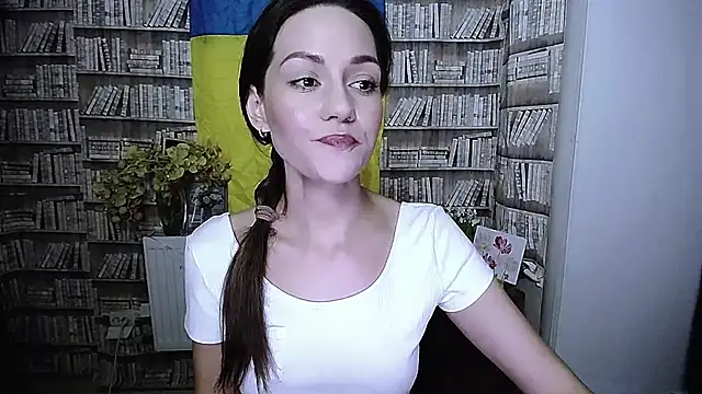 Lina Star S online show from November 11, 2025, 9:15 am