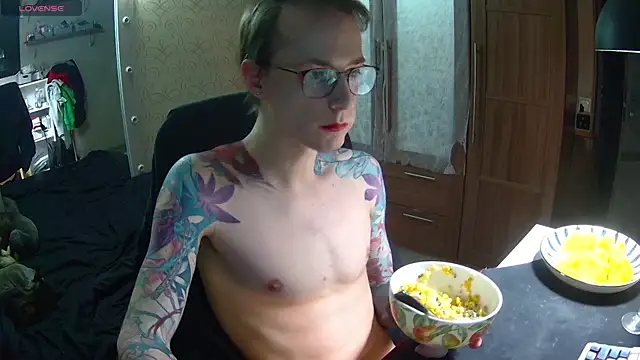 Snapshot of Julia_dolls chatting on December 31, 2024, 8:56 pm Julia dolls online show from December 31, 2024, 8:56 pm