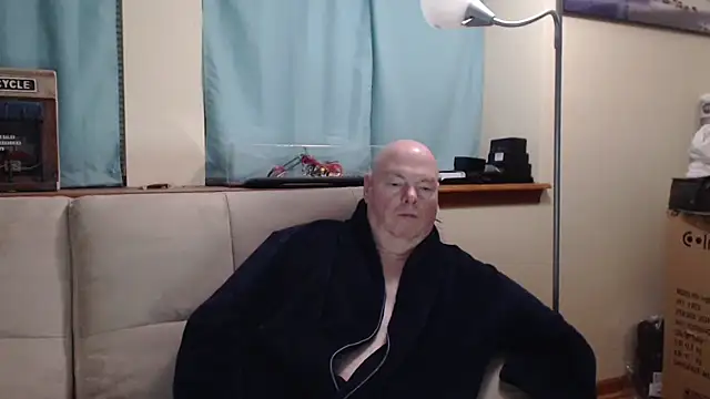 Snapshot of harley99574 chatting on October 28, 2025, 10:14 am harley99574 online show from October 28, 2025, 10:14 am