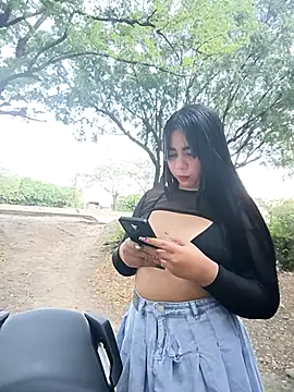 Snapshot of KathaDanger chatting on October 26, 2025, 10:21 pm KathaDanger online show from October 26, 2025, 10:21 pm