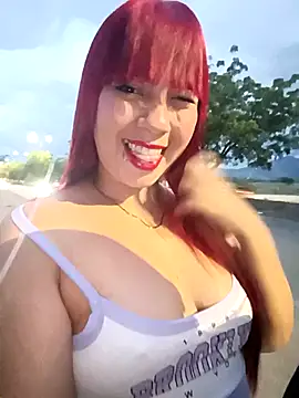 Snapshot of KathaDanger chatting on November 23, 2025, 10:42 pm KathaDanger online show from November 23, 2025, 10:42 pm