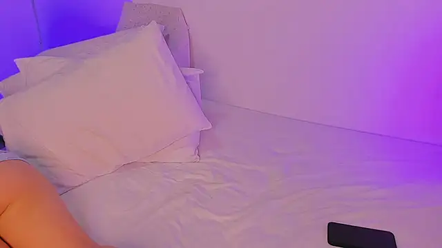 DannaHott17 online show from March 21, 2025, 1:56 pm