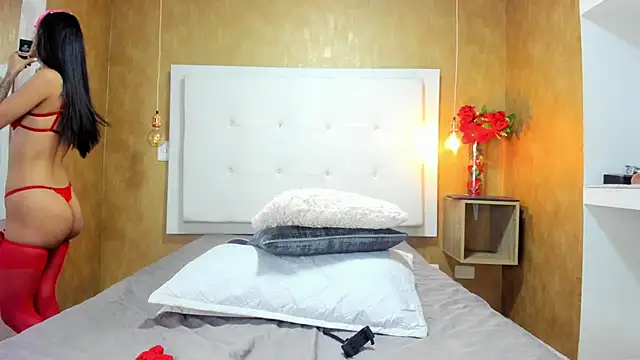 Milaspetite online show from February 2, 2026, 8:19 pm