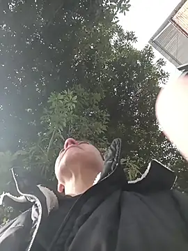 sasi luna online show from April 11, 2026, 1:04 pm