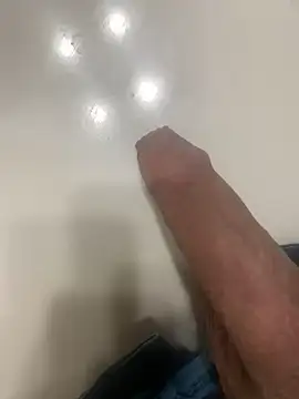 Snapshot of HoneyCoconuts chatting on March 5, 2025, 5:29 am HoneyCoconuts online show from March 5, 2025, 5:29 am