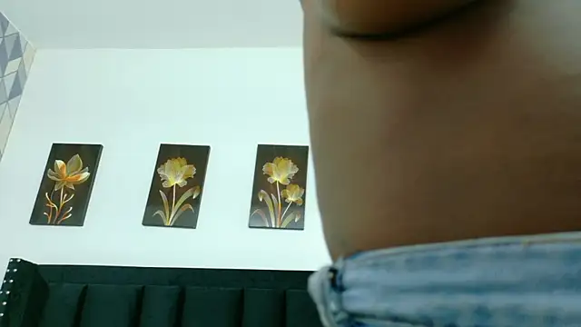 kinkyandsavage online show from February 6, 2026, 7:54 pm