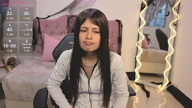 Snapshot of kittystart_tay chatting on October 27, 2025, 11:44 am kittystart tay online show from October 27, 2025, 11:44 am