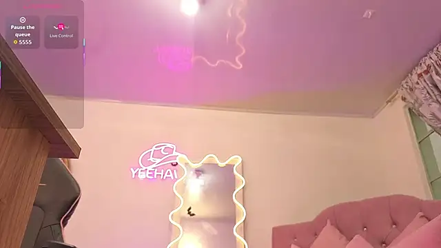 Snapshot of kittystart_tay chatting on November 10, 2025, 11:37 am kittystart tay online show from November 10, 2025, 11:37 am