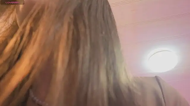 Snapshot of kittystart_tay chatting on November 29, 2025, 7:25 pm kittystart tay online show from November 29, 2025, 7:25 pm