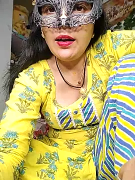 Snapshot of sexy_bhabhi69 chatting on October 8, 2025, 9:33 am sexy bhabhi69 online show from October 8, 2025, 9:33 am