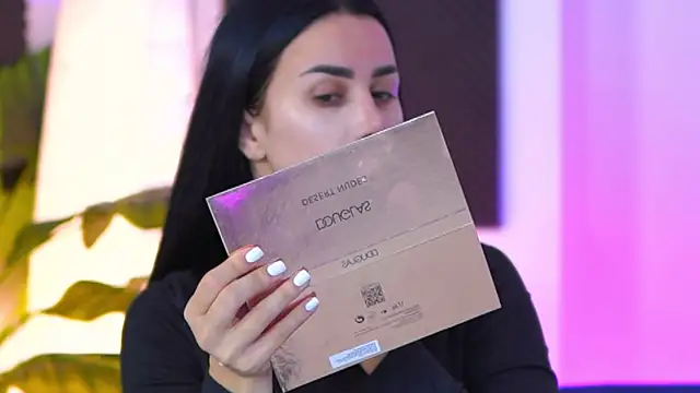 Snapshot of Jenna_Day chatting on November 10, 2025, 10:20 am Jenna Day online show from November 10, 2025, 10:20 am