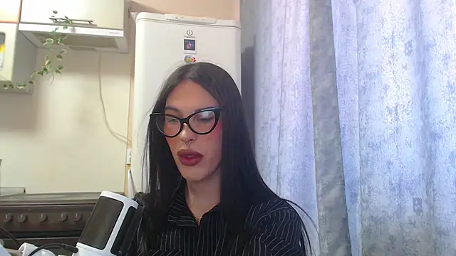Snapshot of Cassie_Bae chatting on May 2, 2026, 1:05 pm Cassie Bae online show from May 2, 2026, 1:05 pm