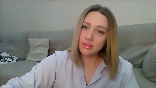 Snapshot of VickyLove047 chatting on March 15, 2025, 4:57 am VickyLove047 online show from March 15, 2025, 4:57 am