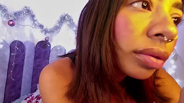 Snapshot of anais_tgn chatting on December 2, 2025, 12:18 pm anais tgn online show from December 2, 2025, 12:18 pm