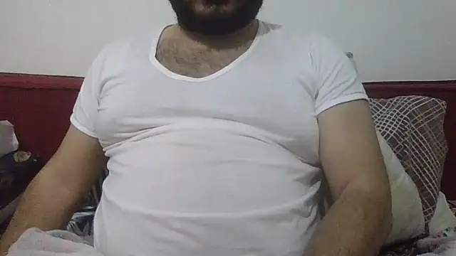 UrfavSlaveBitch online show from March 8, 2026, 4:43 pm