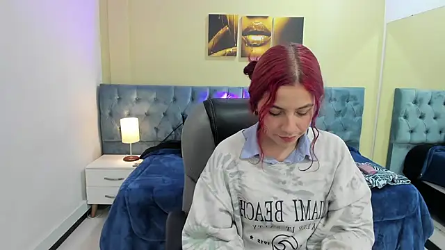 Snapshot of Regina_blum chatting on March 20, 2025, 3:02 am Regina blum online show from March 20, 2025, 3:02 am