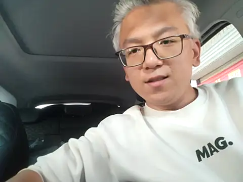 leoUSIR online show from April 30, 2026, 10:00 am