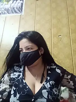 hornycoupleJandS online show from July 18, 2026, 7:44 pm