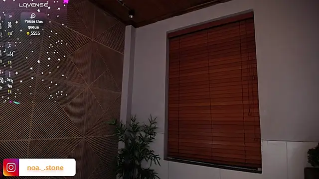 Snapshot of antonellaroux chatting on July 4, 2026, 4:08 am antonellaroux online show from July 4, 2026, 4:08 am