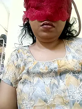 Snapshot of sunita-doll chatting on June 18, 2026, 8:02 am sunita-doll online show from June 18, 2026, 8:02 am