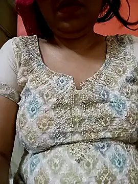 Snapshot of sunita-doll chatting on March 10, 2026, 1:42 am sunita-doll online show from March 10, 2026, 1:42 am