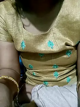 Snapshot of sunita-doll chatting on April 7, 2026, 2:13 am sunita-doll online show from April 7, 2026, 2:13 am