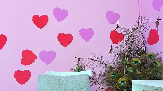 miss--flora online show from March 13, 2025, 6:23 pm