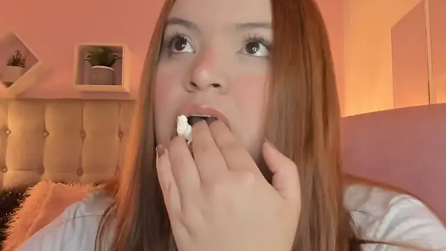 Snapshot of melanie_hh chatting on November 25, 2025, 4:02 am melanie hh online show from November 25, 2025, 4:02 am