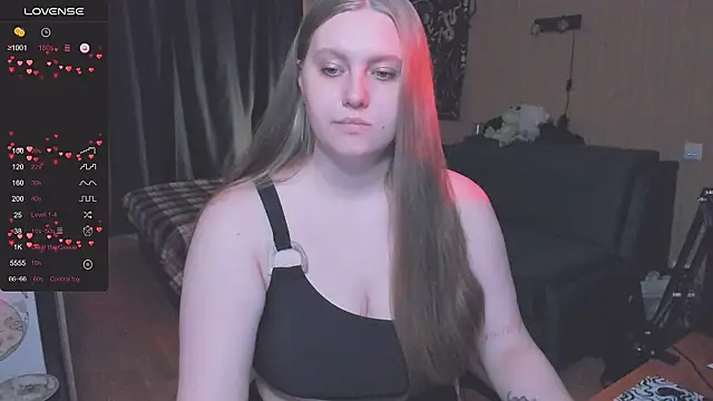 Snapshot of Alice_Dreamgirl_ chatting on September 29, 2025, 9:05 am Alice Dreamgirl  online show from September 29, 2025, 9:05 am