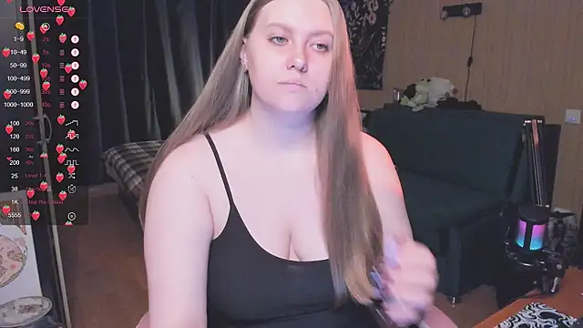 Snapshot of Alice_Dreamgirl_ chatting on September 30, 2025, 8:53 am Alice Dreamgirl  online show from September 30, 2025, 8:53 am