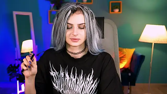 Snapshot of JadeCastle_ chatting on November 15, 2025, 3:32 am JadeCastle online show from November 15, 2025, 3:32 am