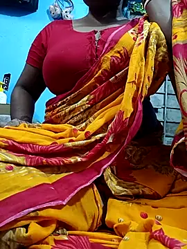 Snapshot of Hot-Manshi2 chatting on November 13, 2025, 6:56 pm Hot-Manshi2 online show from November 13, 2025, 6:56 pm