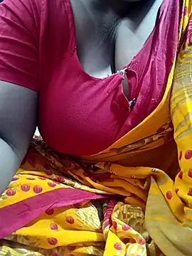 Snapshot of Hot-Manshi2 chatting on November 12, 2025, 7:29 pm Hot-Manshi2 online show from November 12, 2025, 7:29 pm