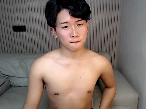 dangerzone0122 online show from April 20, 2026, 4:41 pm