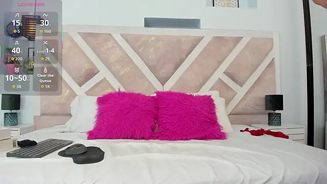 hotmature1 online show from February 8, 2026, 10:57 am