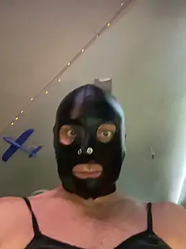 Snapshot of kinkycdslutsv chatting on September 20, 2025, 8:25 pm kinkycdslutsv online show from September 20, 2025, 8:25 pm