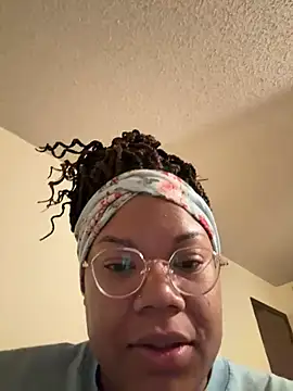 Snapshot of InterRacialFacial7296 chatting on January 20, 2025, 11:54 pm InterRacialFacial7296 online show from January 20, 2025, 11:54 pm