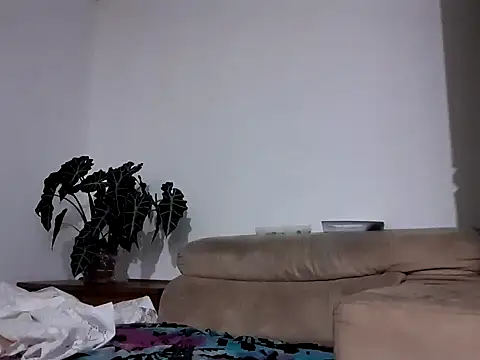 Snapshot of priscilla420 chatting on October 3, 2025, 11:50 pm priscilla420 online show from October 3, 2025, 11:50 pm