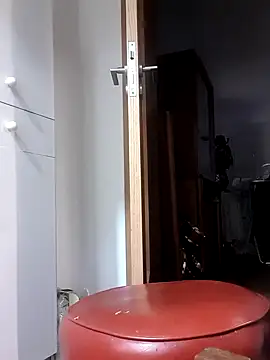 Snapshot of priscilla420 chatting on October 15, 2025, 6:05 pm priscilla420 online show from October 15, 2025, 6:05 pm