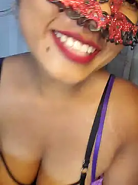 Snapshot of blackrose02 chatting on March 15, 2025, 1:18 pm blackrose02 online show from March 15, 2025, 1:18 pm