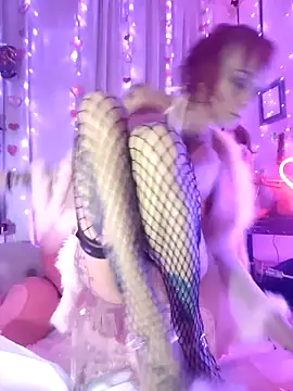 MommyMisfit online show from February 9, 2026, 9:07 am