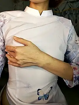 Lucy limon online show from November 7, 2025, 9:58 am